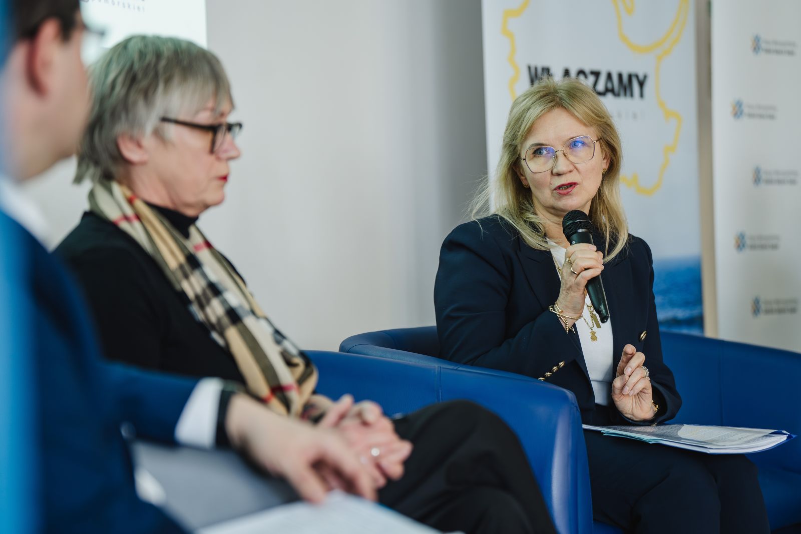 uczestnicy panelu dyskusyjnegi 